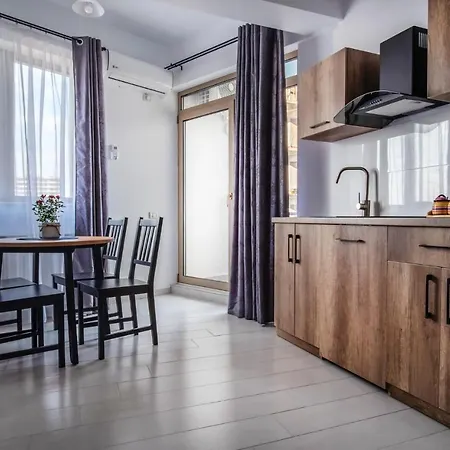 Lotus 1 - Opera - Apartment *